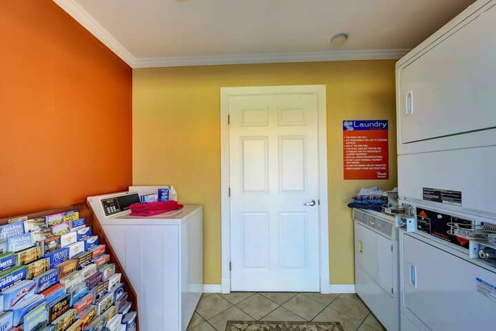 Room 12 of 44